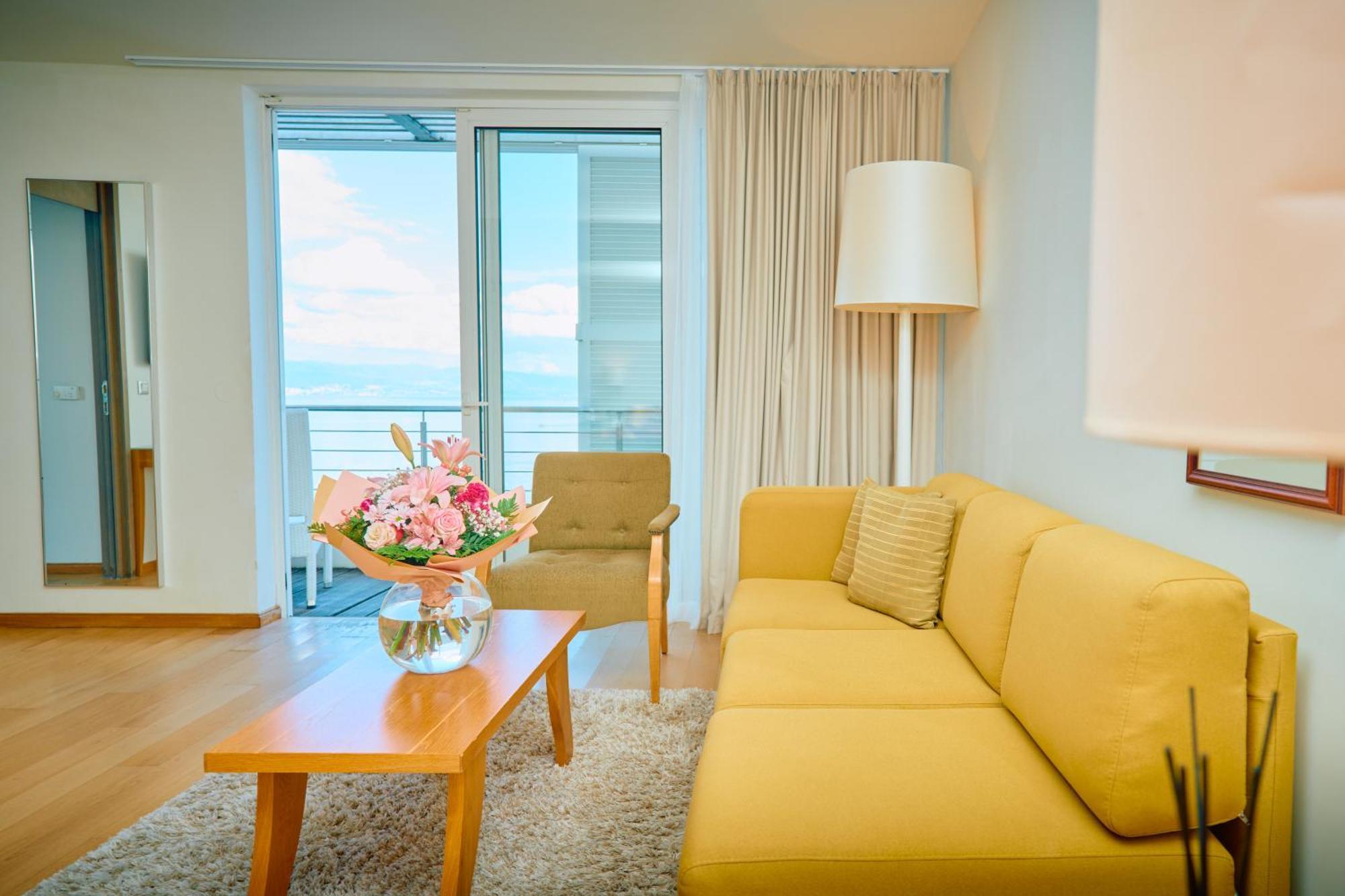 Astoria Hotel Opatija Exterior photo